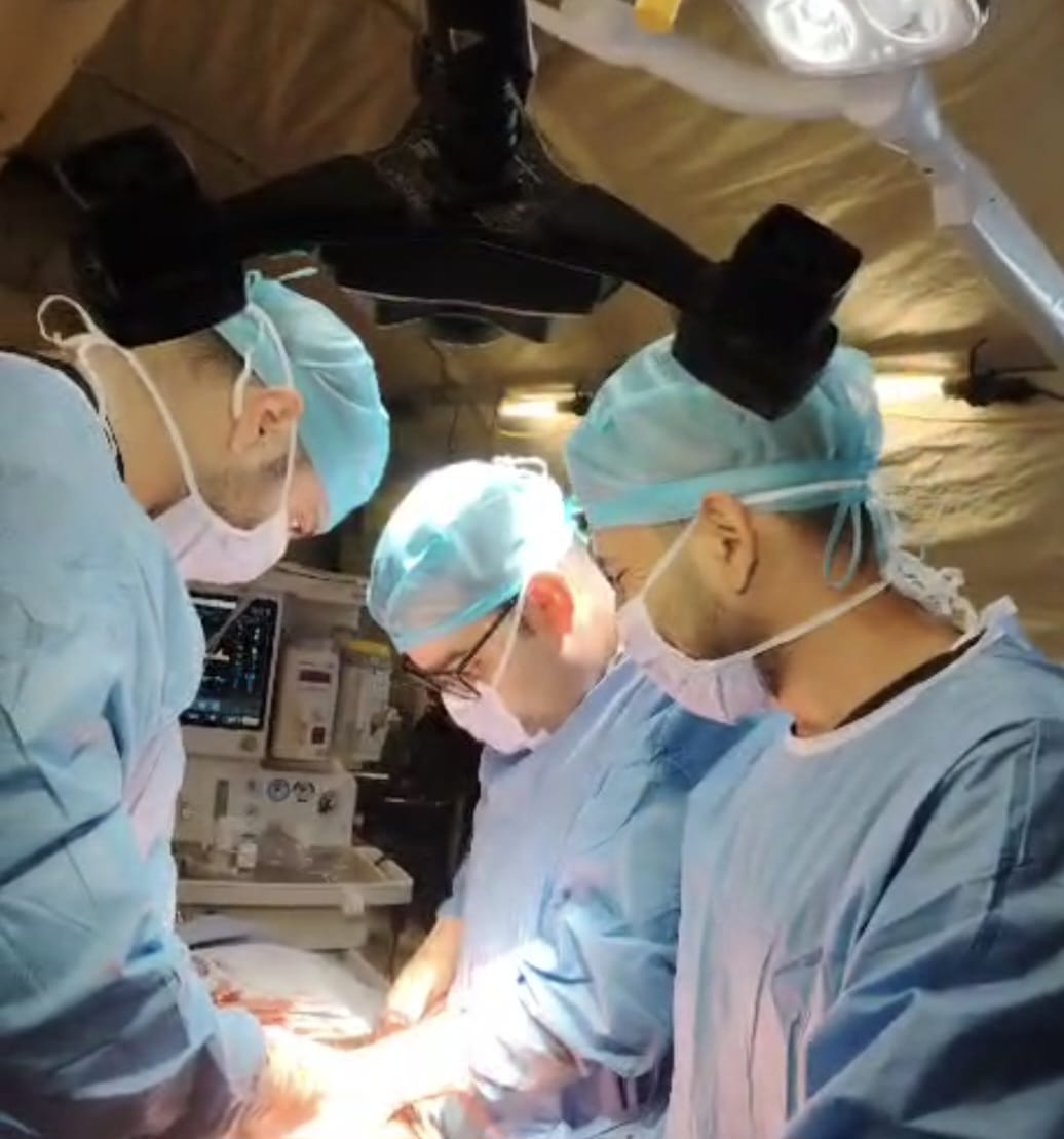 طواقم المستشفى الميداني الأردني جنوب غزة 7 تنقذ حياة طفل