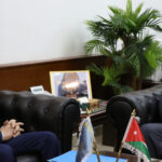 وزير الاستثمار يبحث مع السفير الكازاخستاني سبل تعزيز التعاون الاقتصادي