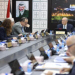 الحكومة الفلسطينية: مستعدون لتحمل كل المسؤوليات بالضفة وغزة​ 