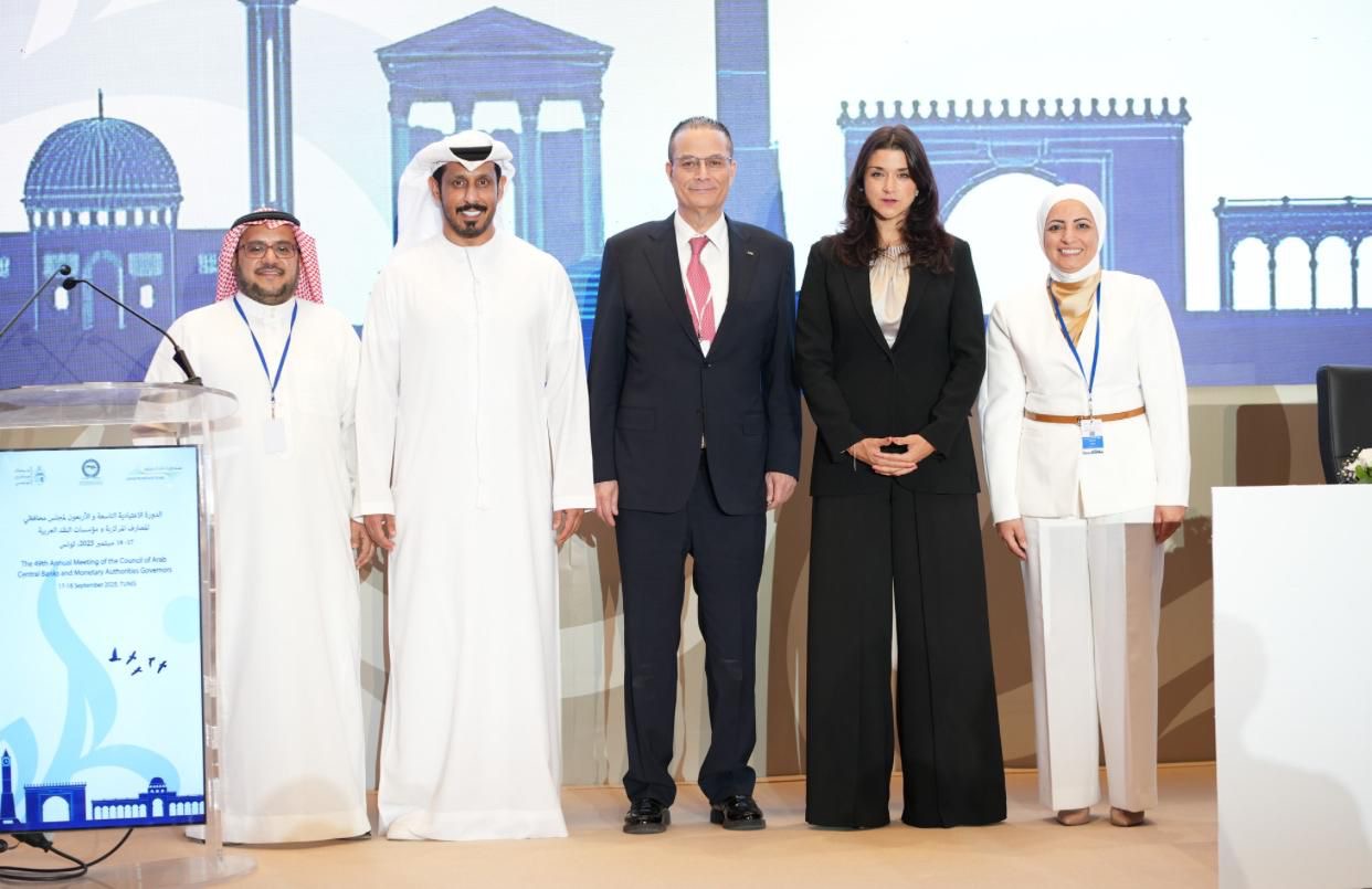 برئاسة اردنية يعقد لأول مرة لقاء لمحافظي البنوك المركزية في دول المنطقة برئاسة اردنية يعقد لأول مرة لقاء لمحافظي البنوك المركزية في دول المنطقة