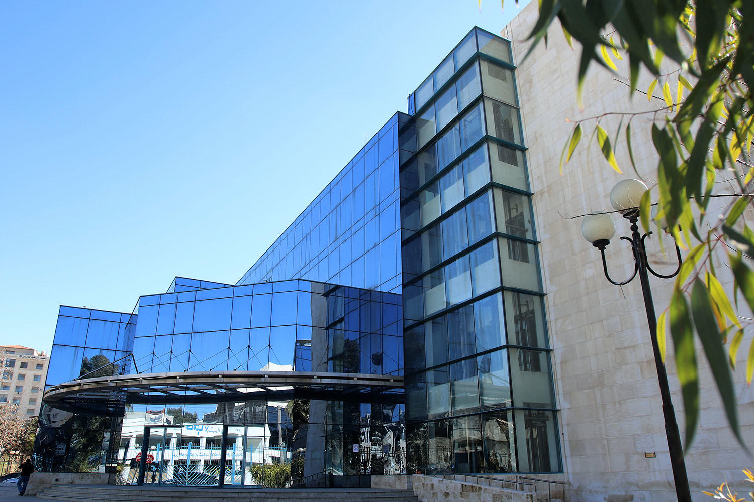 “المواصفات والمقاييس”: إجراءات الرقابية على المركبات جاءت في إطار الدور الوطني لحماية المستهلك “المواصفات والمقاييس”: إجراءات الرقابية على المركبات جاءت في إطار الدور الوطني لحماية المستهلك