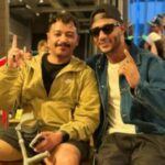 محمد رمضان يهدي شاباً سعودياً من ذوي الهمم دعوة لحضور حفله في نيويورك