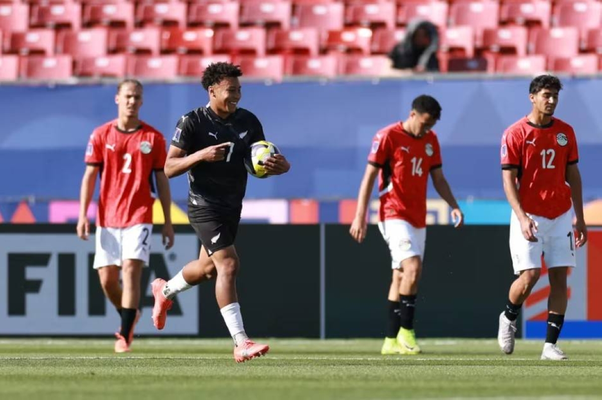 نيوزيلندا يهزم مصر بهدفين.. والطريس يتألق تحكيمياً نيوزيلندا يهزم مصر بهدفين.. والطريس يتألق تحكيمياً