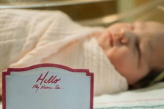 أمريكية تتقاضى 30000 دولار لتسمية طفلك!