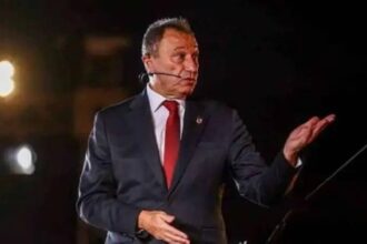 بعد ضغوط جماهيرية.. الخطيب يعود إلى سباق رئاسة الأهلي المصري