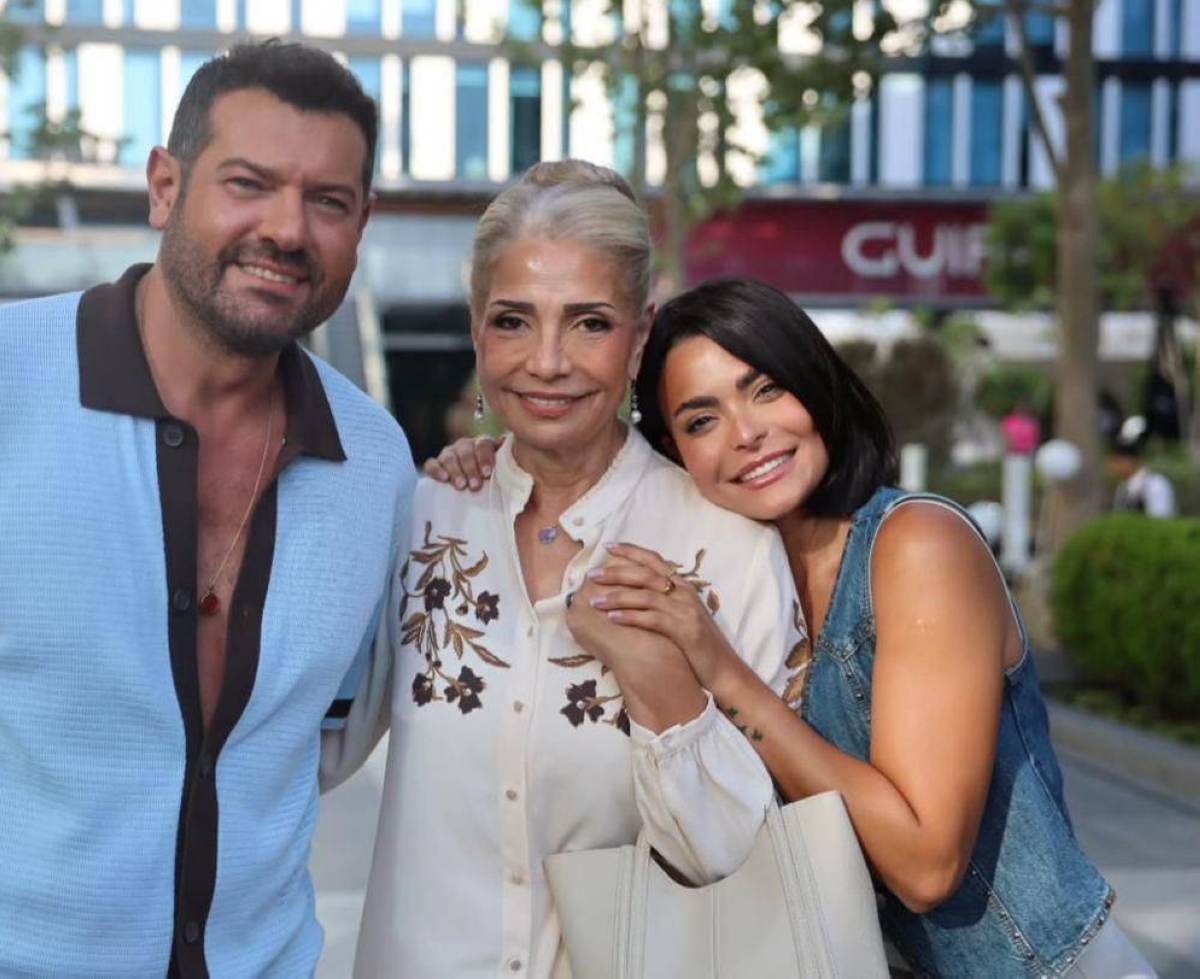 «السلم والثعبان 2» يعود بعد 24 عاماً.. نهاية التصوير واستعدادات العرض «السلم والثعبان 2» يعود بعد 24 عاماً.. نهاية التصوير واستعدادات العرض