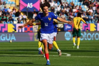 صراع الصدارة في «الخامسة والسادسة» وجنوب أفريقيا في لقاء سهل بمونديال تشيلي