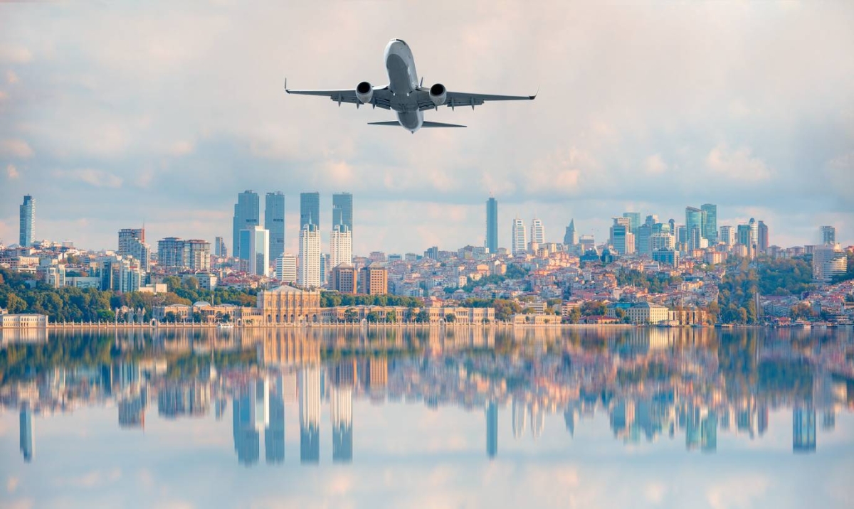 بريطانية تثير الذعر على متن رحلة جوية وتجبرها على الهبوط الاضطراري بريطانية تثير الذعر على متن رحلة جوية وتجبرها على الهبوط الاضطراري