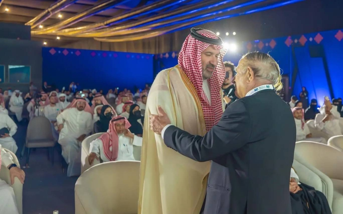 فيصل بن سلمان يرعى تدشين مشروع تحقيق «تاريخ الطبري»