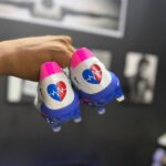 نجم برازيلي يعلن ارتباطه بشقيقة نيمار بطريقة مثيرة في ملعب «ماراكانا»