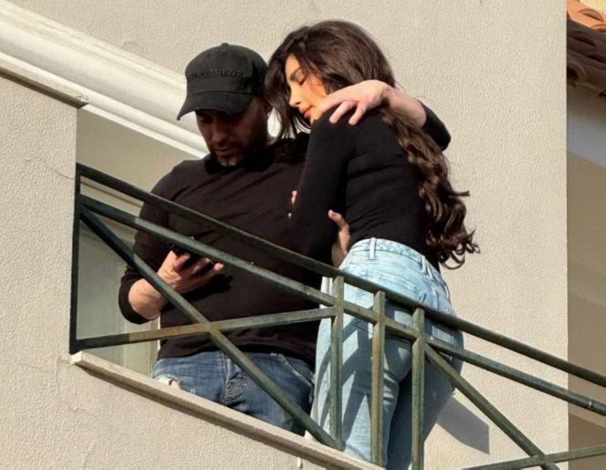 صور حسام حبيب وشيراز تثير الجدل.. والمطربة تلغي متابعته صور حسام حبيب وشيراز تثير الجدل.. والمطربة تلغي متابعته