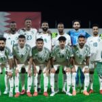 الأخضر «ناوي على السابعة»