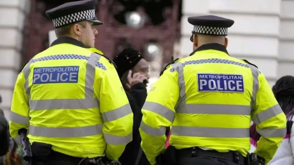 لندن تفكك إمبراطورية سرقة الهواتف الدولية