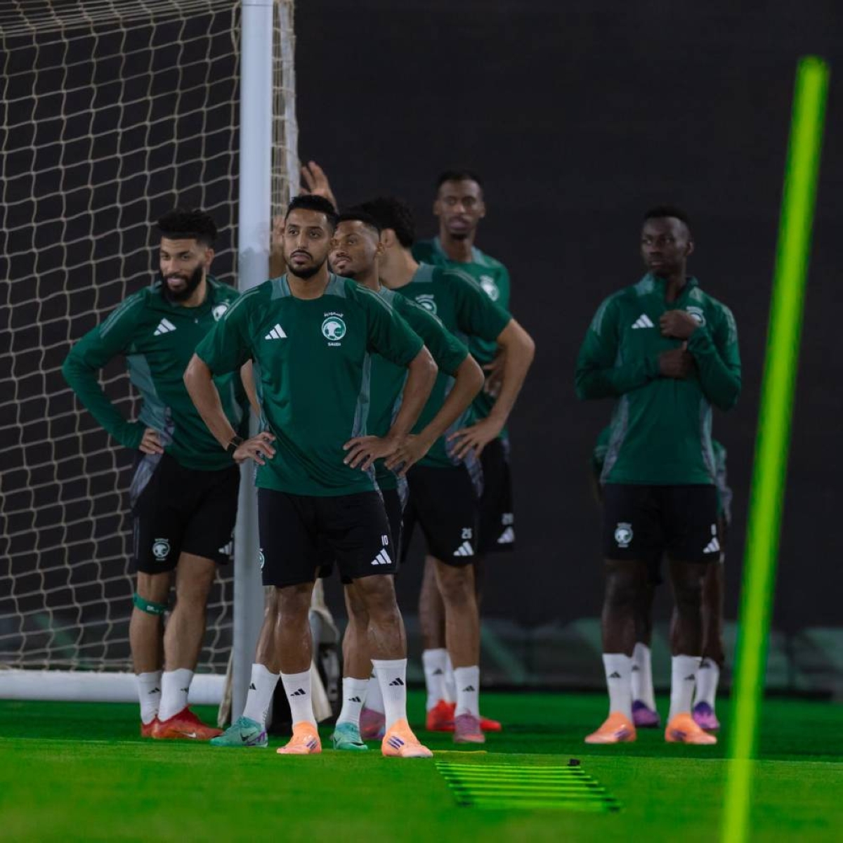 الفرنسي رينارد وضع اللمسات الأخيرة.. «الأخضر» جاهز الفرنسي رينارد وضع اللمسات الأخيرة.. «الأخضر» جاهز