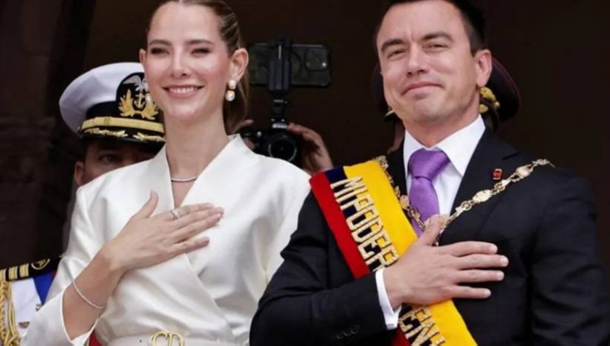 نجاة رئيس الإكوادور من محاولة اغتيال نجاة رئيس الإكوادور من محاولة اغتيال