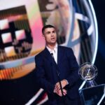 رونالدو يُتوج بجائزة جديدة.. ويبدأ خطابه بـ«السلام عليكم»