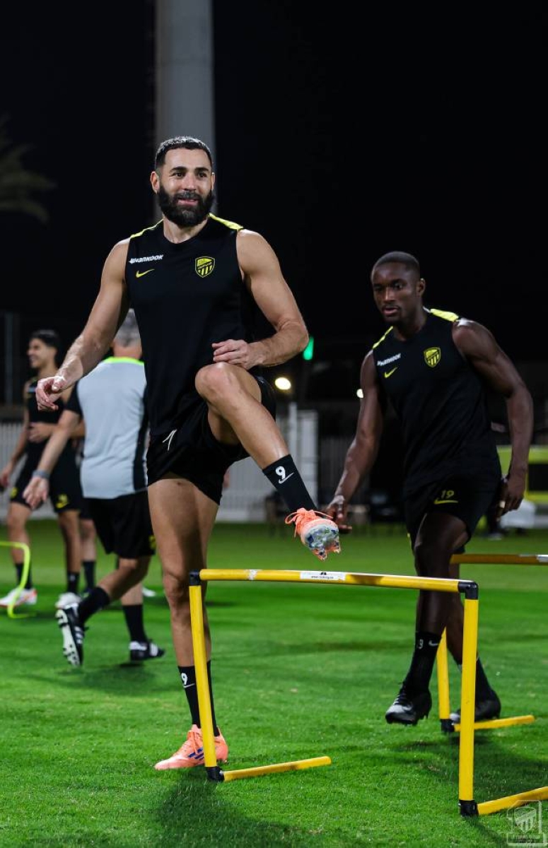 مدرب و5 مساعدين.. لإعادة صياغة الاتحاد مدرب و5 مساعدين.. لإعادة صياغة الاتحاد