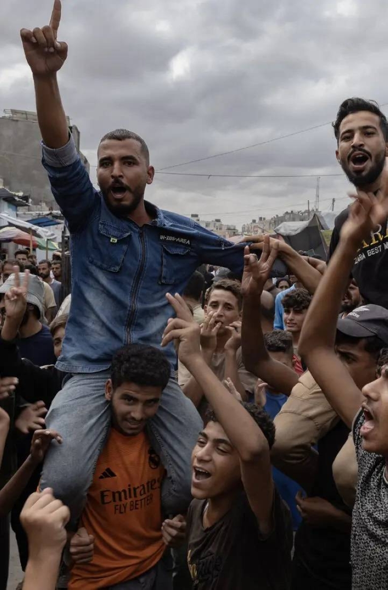 رغم دخول الاتفاق حيز التنفيذ.. إسرائيل تقطع الطريق بين شمال وجنوب غزة رغم دخول الاتفاق حيز التنفيذ.. إسرائيل تقطع الطريق بين شمال وجنوب غزة