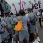 رعب في السماء.. منتخب نيجيريا ينجو من كارثة جوية