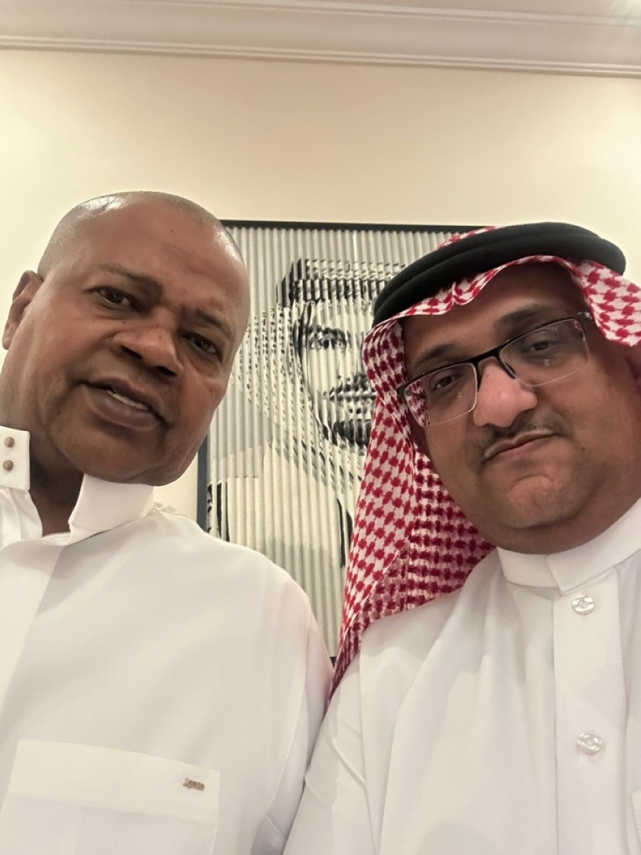 سعيد العويران لـ«عكاظ»: «على قلب رجل واحد».. الأخضر قادر على تجاوز العراق سعيد العويران لـ«عكاظ»: «على قلب رجل واحد».. الأخضر قادر على تجاوز العراق