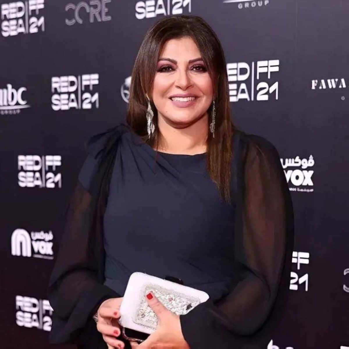 نجاة الفنانة هالة صدقي من حادثة ونقل سائقها إلى المستشفى نجاة الفنانة هالة صدقي من حادثة ونقل سائقها إلى المستشفى