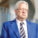 تطور مُثير لصراع عمرو أديب ومرتضى منصور.. من «أرض الزمالك» إلى قاعات المحاكم