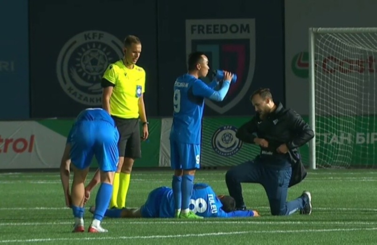 وفاة لاعب بعد مباراة مع فريقه وفاة لاعب بعد مباراة مع فريقه