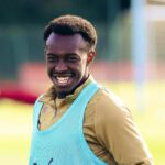 سعود عبدالحميد يظهر مع لانس ضد باريس أف سي