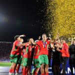 هزم الأرجنتين وتوّج بكأس العالم.. المنتخب المغربي يكسر هيمنة 42 عاماً