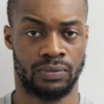 قاتل يتقاضى آلاف الإعانات من وراء القضبان!