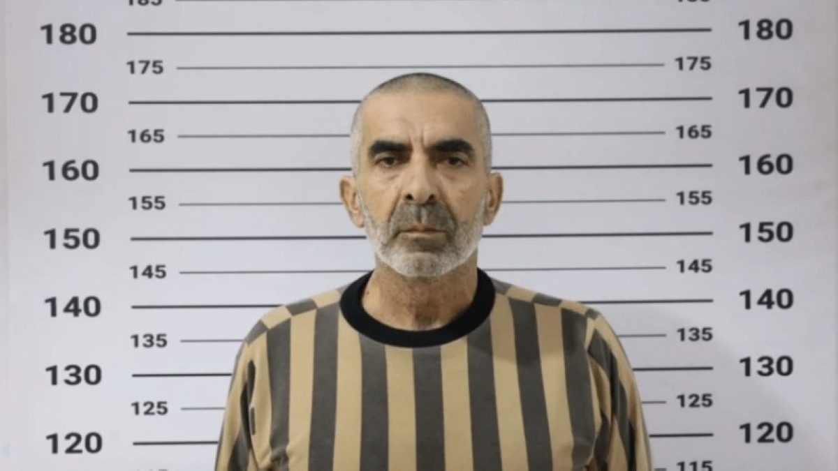 «الداخلية السورية»: القبض على مساعد قائد مليشيا «صقور الصحراء» «الداخلية السورية»: القبض على مساعد قائد مليشيا «صقور الصحراء»