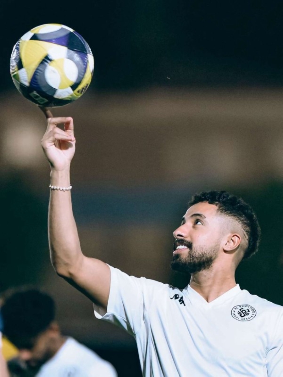 هتان باهبري ورفاقه عيونهم على نقاط الرياض هتان باهبري ورفاقه عيونهم على نقاط الرياض