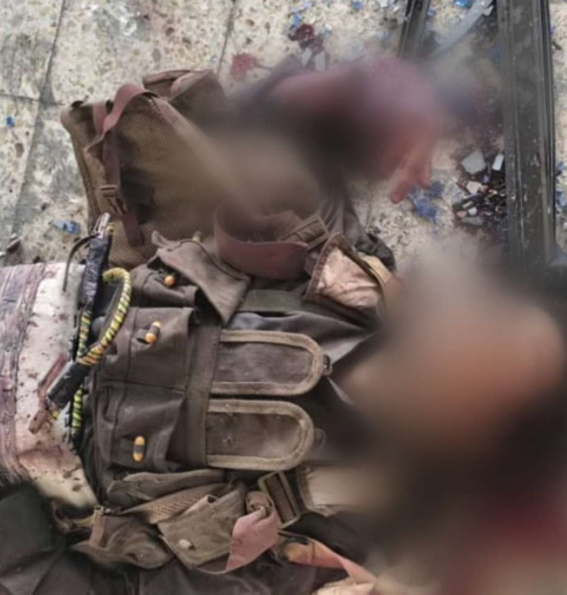 الجيش اليمني يُفْشِل هجوماً إرهابياً على أبين الجيش اليمني يُفْشِل هجوماً إرهابياً على أبين