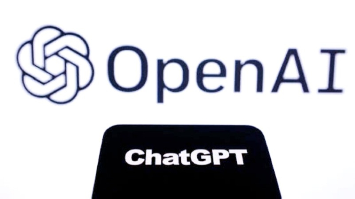 تنزيلات «شات جي بي تي» تتراجع على الهواتف المحمولة