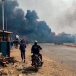 كارثة في نيجيريا.. انفجار وقود يقتل العشرات في سباق لجمع الوقود المتسرّب