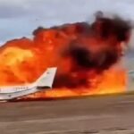 طائرة ترتفع أمتاراً قليلة قبل أن «تنفجر»