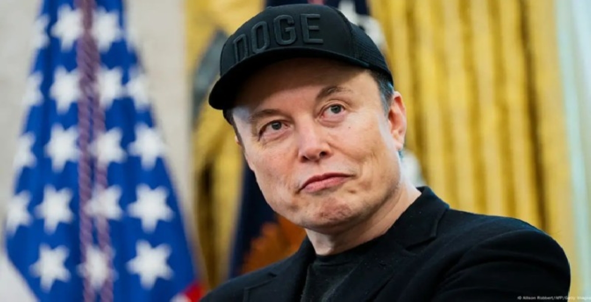 مواجهة نارية بين إيلون ماسك وإدارة ترمب تهدد إمبراطوريته مواجهة نارية بين إيلون ماسك وإدارة ترمب تهدد إمبراطوريته