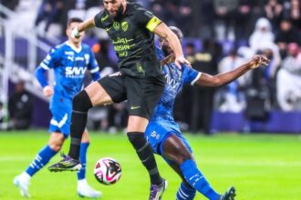 كلاسيكو «التوتر»  «الزعيم» في قلب معقل «النمور»      كلاسيكو «التوتر»  «الزعيم» في قلب معقل «النمور»