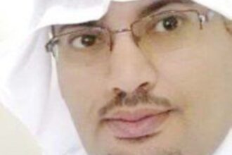 أُدباء يحجبون نصوصهم عن الضوء أُدباء يحجبون نصوصهم عن الضوء