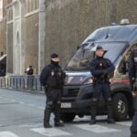 دراما خلف القضبان.. محاكمة سجينين هددا نيكولا ساركوزي بالقتل !