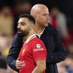 سلوت: صلاح «بشر».. يُسجل ويُهدر سلوت: صلاح «بشر».. يُسجل ويُهدر