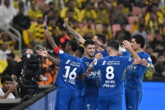 بعد استفزاز الجماهير الاتحادية.. هل تعاقب «الانضباط» «ليو»؟ بعد استفزاز الجماهير الاتحادية.. هل تعاقب «الانضباط» «ليو»؟