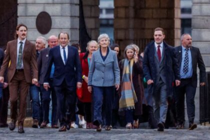 فوز البرلمانية اليسارية كونولي برئاسة إيرلندا