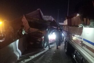 كارثة على طريق السويس.. مصرع شخصين وإصابة 41 في تصادم مروع كارثة على طريق السويس.. مصرع شخصين وإصابة 41 في تصادم مروع