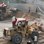 معدات مصرية تدخل غزة للبحث عن الرهائن الإسرائيليين معدات مصرية تدخل غزة للبحث عن الرهائن الإسرائيليين