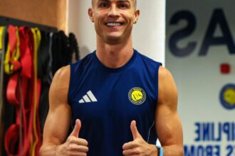 «المناورات» تحسم تشكيلة الاتحاد والنصر لمواجهة ثمن نهائي الكأس «المناورات» تحسم تشكيلة الاتحاد والنصر لمواجهة ثمن نهائي الكأس