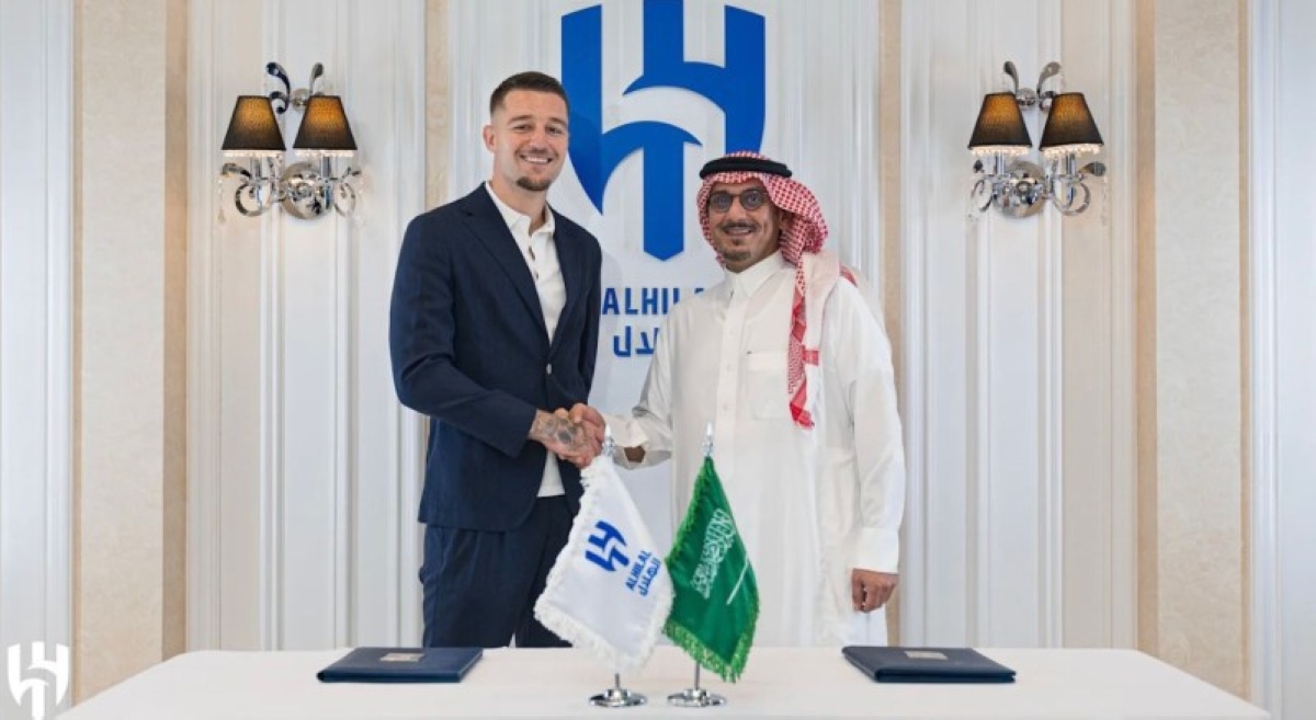 بتوصية من إنزاغي.. الهلال يجدد عقد «الرقيب» حتى 2028 بتوصية من إنزاغي.. الهلال يجدد عقد «الرقيب» حتى 2028