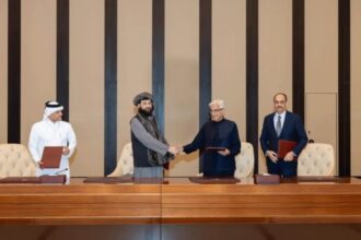 مصادر أفغانية: لا صحة لتعثّر المفاوضات مع باكستان.. لكن توجد خلافات مصادر أفغانية: لا صحة لتعثّر المفاوضات مع باكستان.. لكن توجد خلافات