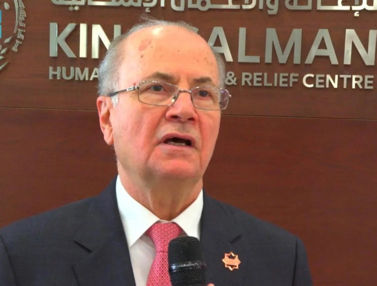 رئيس الوزراء الفلسطيني: شكراً لقيادة المملكة على ما قُدِّم من دعم إنساني كريم للشعب الفلسطيني رئيس الوزراء الفلسطيني: شكراً لقيادة المملكة على ما قُدِّم من دعم إنساني كريم للشعب الفلسطيني