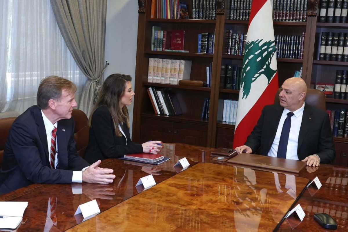 الموفدة الأمريكية في بيروت.. اجتماعات مغلقة بانتظار النتائج الموفدة الأمريكية في بيروت.. اجتماعات مغلقة بانتظار النتائج